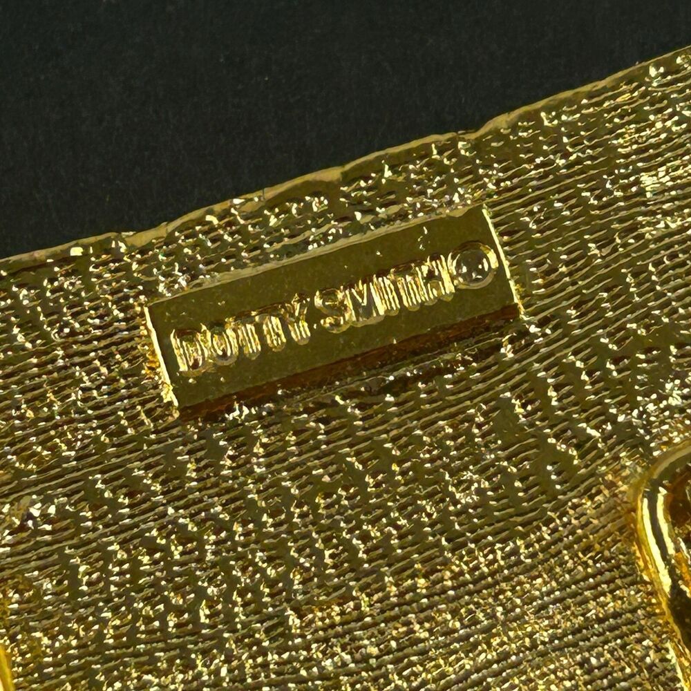 Vintage Dotty Smith Goldtone American Flag Enameled Belt Buckle 2.5" x  1.75" - Picture 3 of 13